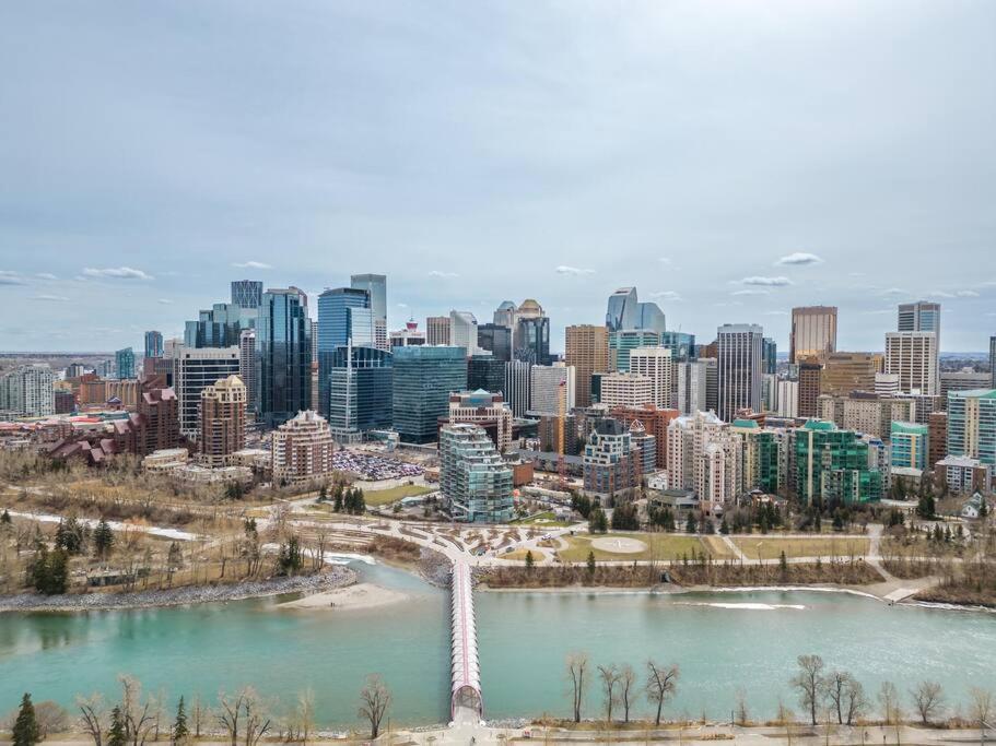 Apartamento Chic 1Br Kensington Unit W/Parking YYC Exterior foto